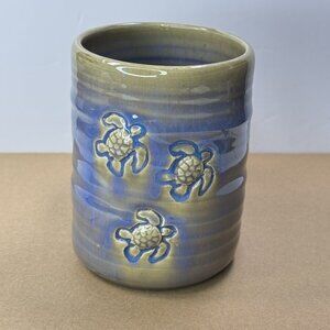 Hawaii Mug Turtles Embossed 3D Blue Khaki Ben Diller Pottery Signed 2001